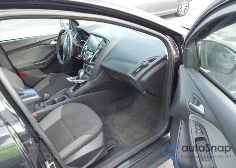 2014 Ford Focus Se z USA, uszkodzony, nr VIN 1FADP3F21EL387967